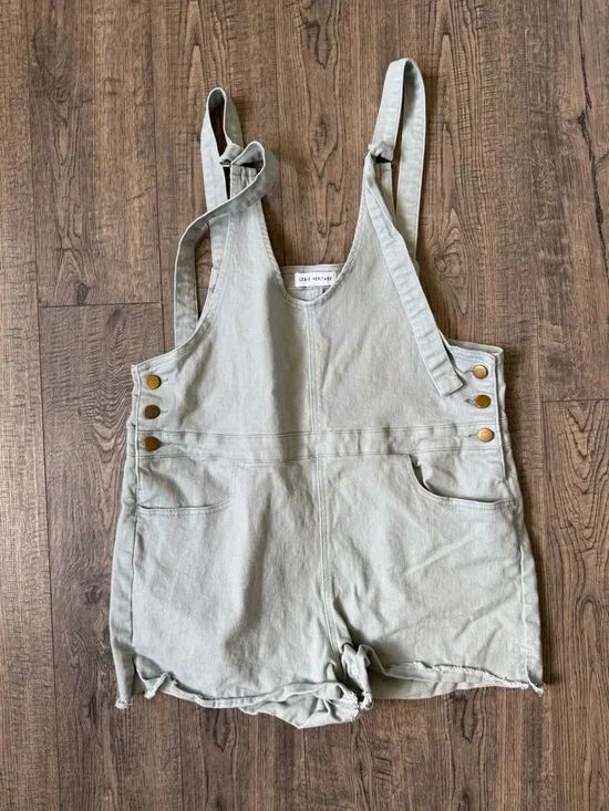 Légoe Heritage Sage Green Maternity Shortalls Romper- US Large - Picture 3 of 7